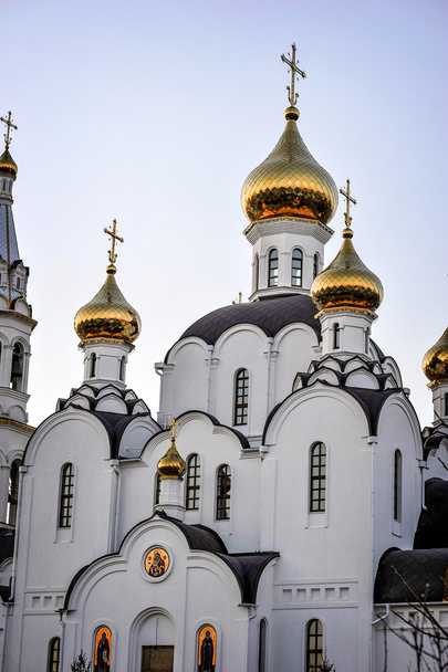 Pyatiprestolny Trinity Church dans le couvent d'Iver à Rostov - on - D
 - Photo, image