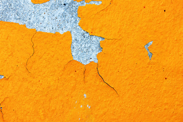 Τσιμεντένιος τοίχος με χρώμα αποφλοίωσης - Φωτογραφία, εικόνα