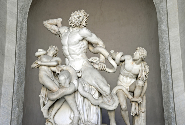 Λαοκόοντα που βρίσκονται και το άγαλμά γιοι του στο Μουσείο του Βατικανού - Φωτογραφία, εικόνα