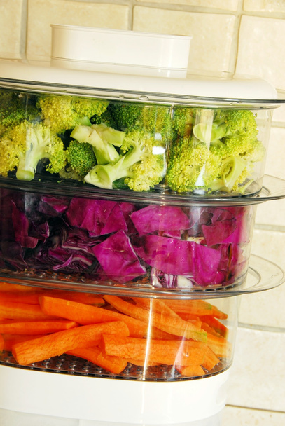 Colorful vegetables in steamer - Photo, Image
