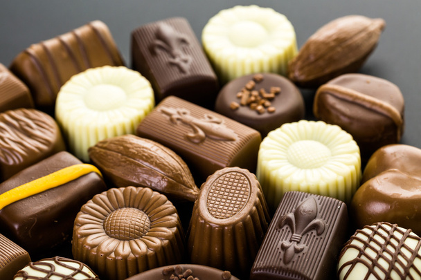 Chocolates surtidos de cerca
 - Foto, imagen