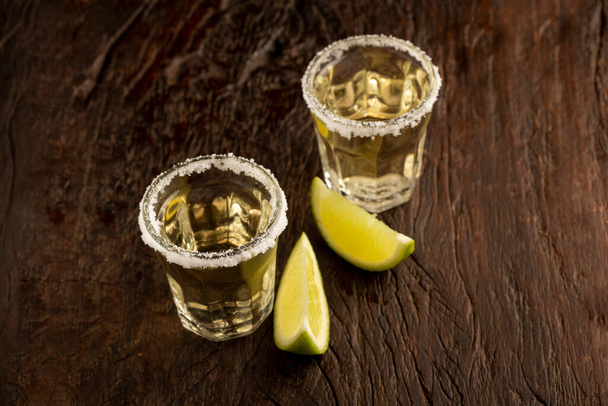 tequila au citron vert et sel
. - Photo, image