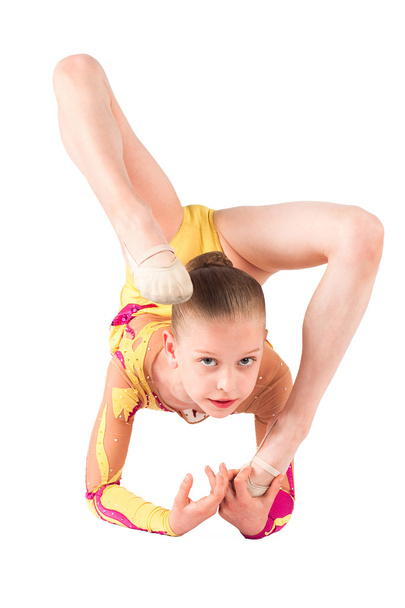Genç jimnastikçi çalışmaları gerçekleştirir. - Fotoğraf, Görsel