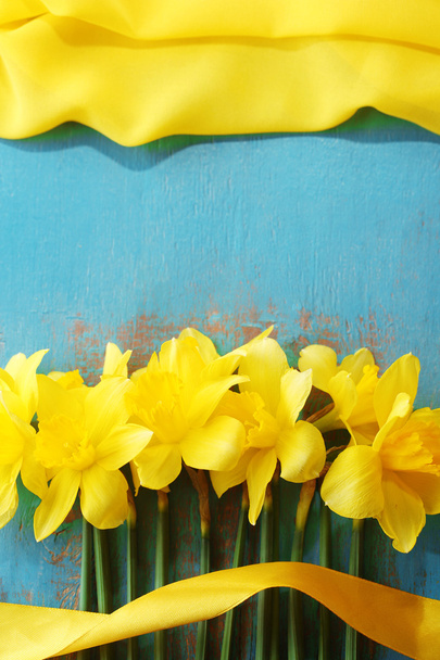 Beautiful bouquet of yellow daffodils - Foto, Imagen