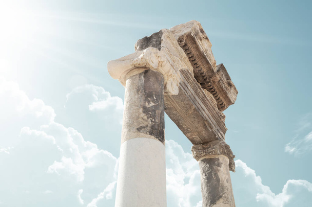 Säulen des Apollotempels in Hierapolis. Pamukkale, Türkei - Foto, Bild
