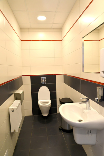 Interior of a public toilet in light tones - Foto, Imagem