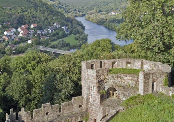 Luftbild rund um die Burg Wertheim - Foto, Bild