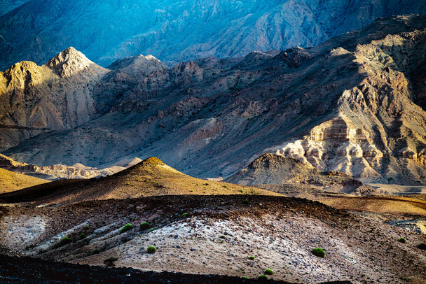 Wadi Dayqah w obwodzie Ash-Sharqiyah, Oman. - Zdjęcie, obraz