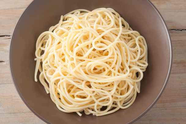 Fideos de espagueti
  - Foto, Imagen
