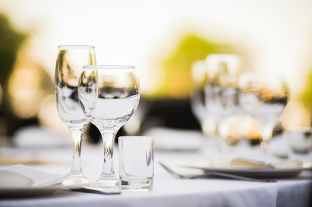 banquete boda mesa ajuste en la recepción de la noche
 - Foto, Imagen