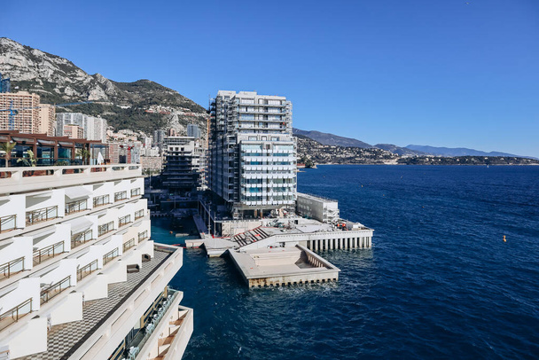 Monaco, Monaco - 20 januari 2024: Bouw van de nieuwe Portier Eco-Quarter genaamd "Anse du Portier" in Monaco - Foto, afbeelding