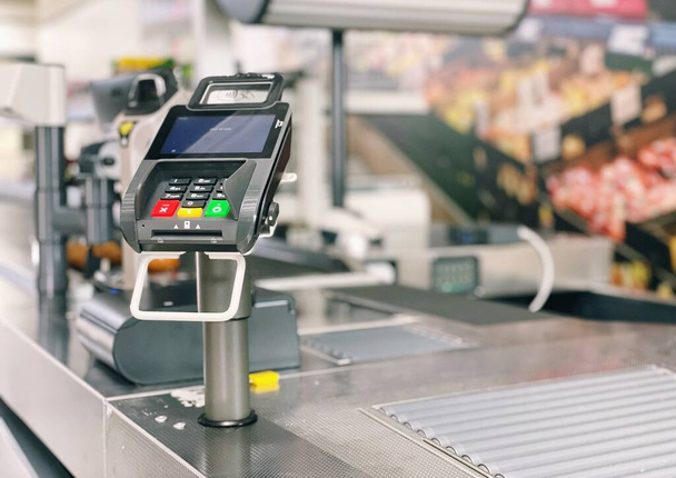 pay terminal in a supermarket - Photo, Image