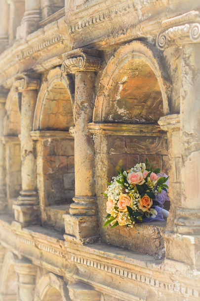 весільний букет з трояндами
 - Фото, зображення