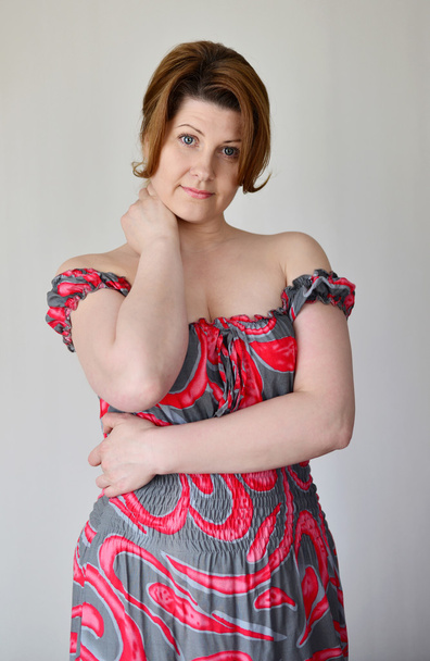 Portrait of  woman in a dress with bare shoulders - Fotoğraf, Görsel