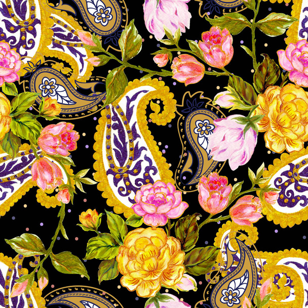 Akvarel růže květiny vzor, tradiční indické paisley zlaté aranžmá hladké pozadí pro fasion, interiér, pozvání - Fotografie, Obrázek