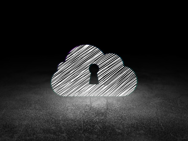 Conceito de rede de nuvem: Nuvem com buraco de fechadura no quarto escuro grunge
 - Foto, Imagem