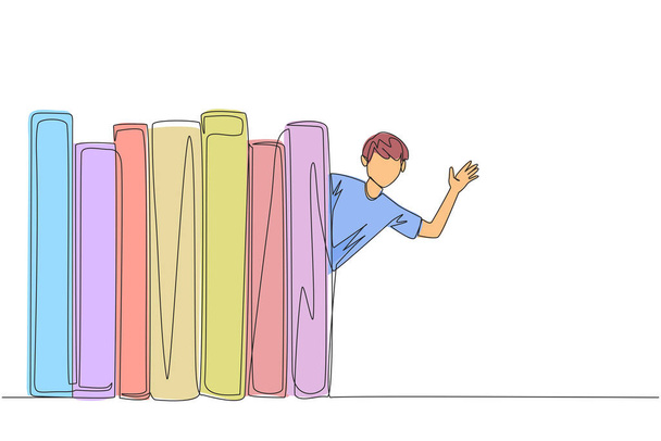 Folyamatos egy vonal rajz ember jelenik meg mögül egy sor könyvet. Meghívás könyvekre a könyvtárban. Szeretek könyvet olvasni. Könyvfesztivál koncepció. Egysoros rajzvektor illusztráció - Vektor, kép