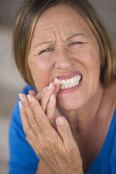 Woman in pain with tooth ache - Foto, Imagen