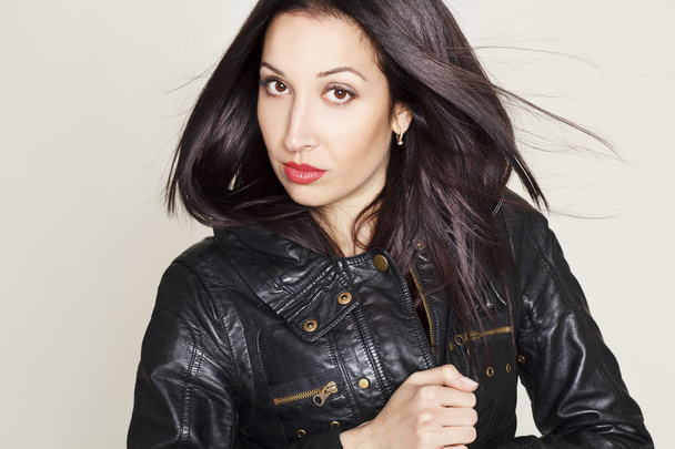 Portrait of sexy beautiful young woman in leather jacket - Φωτογραφία, εικόνα
