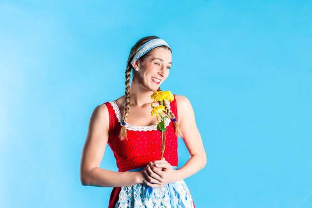 Woman  holding flowers - Foto, imagen