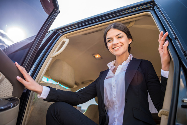 Businesswoman in the car - Fotoğraf, Görsel