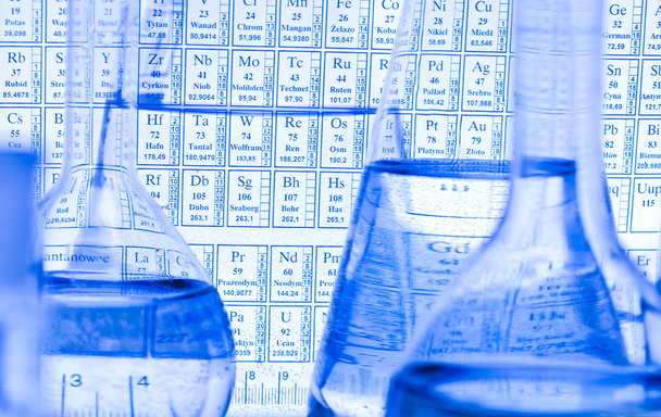 chemie apparatuur, laboratoriumglaswerk - Foto, afbeelding