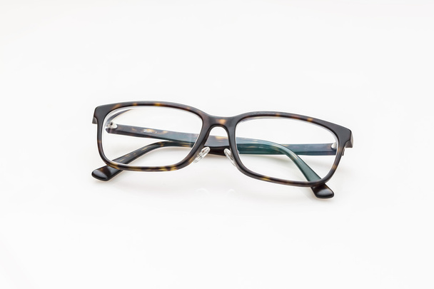 Хіпстерські окуляри ізольовані на білому
 - Фото, зображення