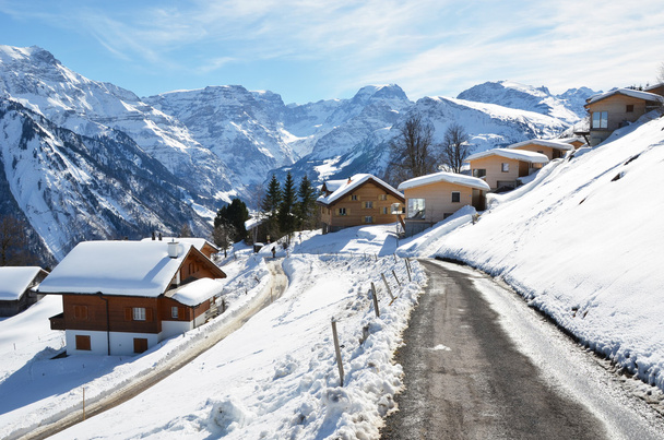 Braunwald, Suiza en invierno
 - Foto, Imagen