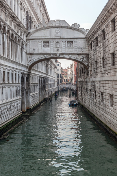Veneza, ponte de suspiros
 - Foto, Imagem