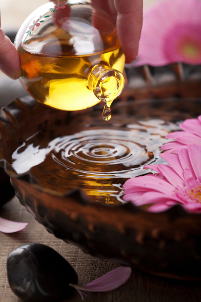 Aceite esencial para aromaterapia
 - Foto, Imagen