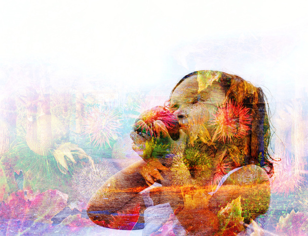 Doppelbelichtung Porträt eines jungen Mädchens mit einem Apfel - Foto, Bild
