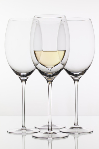 vier Gläser Wein  - Foto, Bild