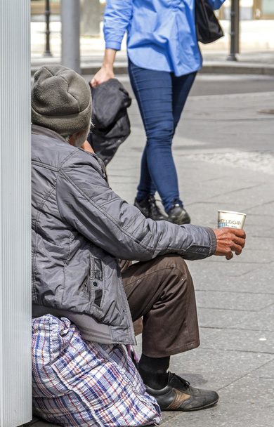 Mendiant à Berlin
 - Photo, image