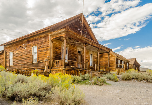 Opuszczony dom w miejscowości Ghost wydobycie złota Bodie, Californ - Zdjęcie, obraz