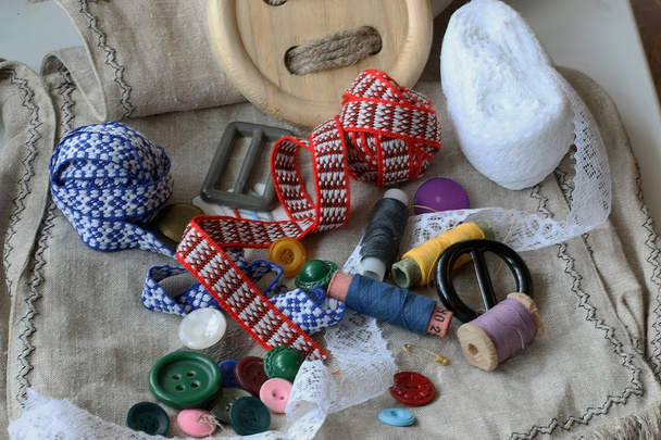 Artisanat fil couture ciseaux boutons monochromes
 - Photo, image