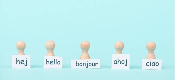 Europäische Sprachen, Hallo in verschiedenen Sprachen in Europa, Konzept der mehrsprachigen Wirtschaft und Gemeinschaft, Mehrsprachigkeit in der EU - Foto, Bild