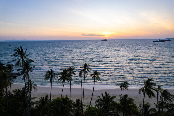 Вид з повітря на пляж Панва в Пхукет, Таїланд, південно-східна Азія - Фото, зображення