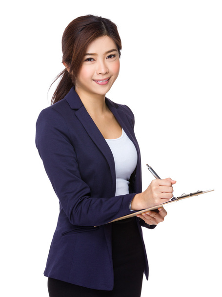 asiatische junge Geschäftsfrau in Business-Anzug - Foto, Bild