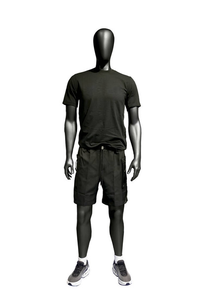Pełna długość obraz męskiego manekina wyświetlacza w odzieży sportowej izolowane na białym tle - Zdjęcie, obraz