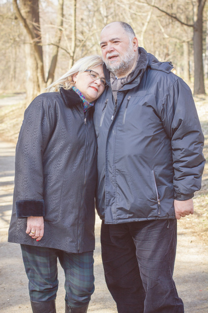 Щасливі літні люди старший пара розслабляється
 - Фото, зображення