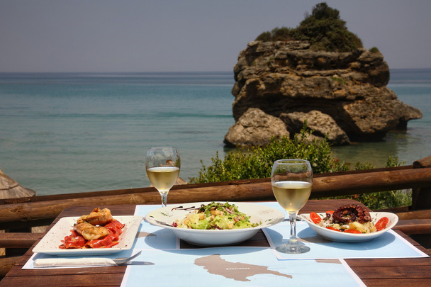 Lunch for two by the sea - Photo, Image