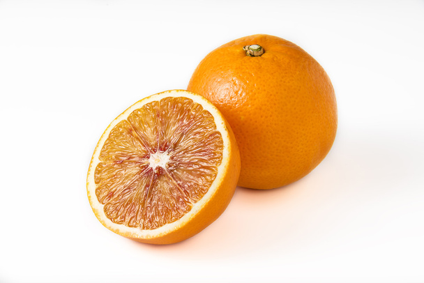 jeden i pół pomarańczy - Zdjęcie, obraz