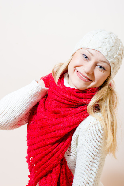 Woman in knitted cap and scarf - Foto, immagini