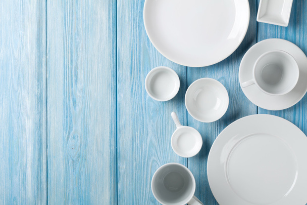 Empty plates and bowls - Fotoğraf, Görsel