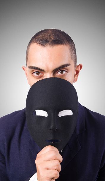 adam maskesi geçişin karşı - Fotoğraf, Görsel