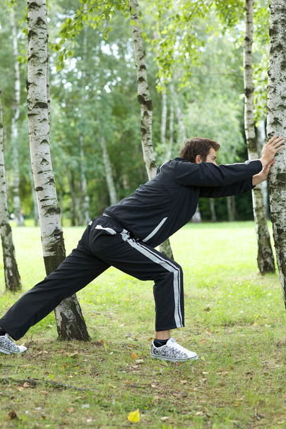 Man exercising in park - Foto, Imagen