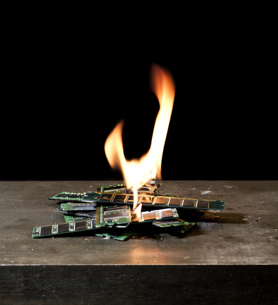 Brûler des bâtons de RAM
 - Photo, image