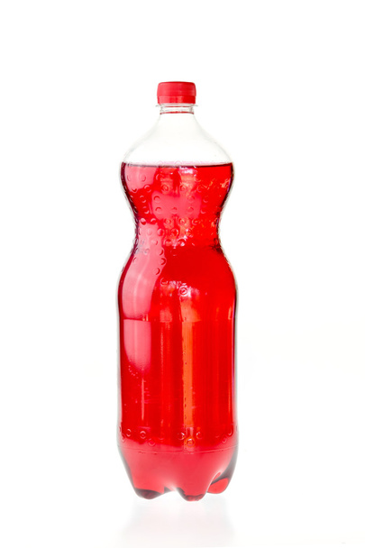 Fizzy drink in plastic bottle - Фото, изображение