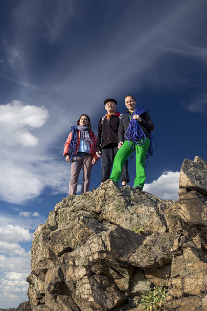 Group of climbers on the cliff - Φωτογραφία, εικόνα