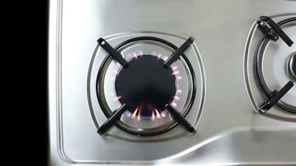 płomień palnika gazowego - Materiał filmowy, wideo